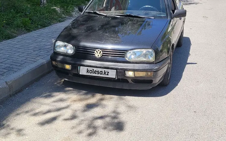 Volkswagen Golf 1995 года за 1 800 000 тг. в Шымкент
