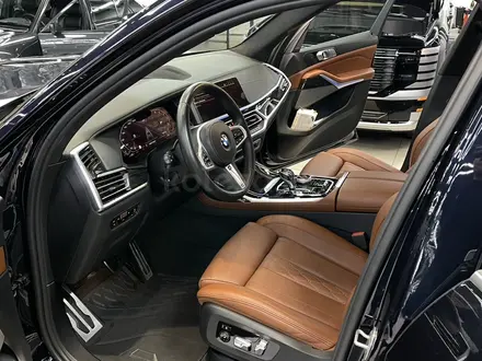 BMW X7 2022 года за 46 000 000 тг. в Алматы – фото 16