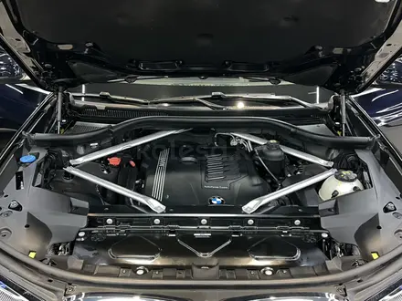 BMW X7 2022 года за 46 000 000 тг. в Алматы – фото 25