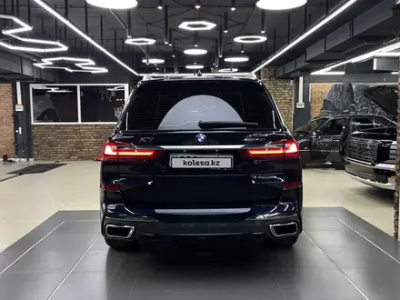 BMW X7 2022 года за 46 000 000 тг. в Алматы – фото 9