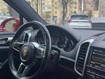 Porsche Cayenne 2015 года за 26 500 000 тг. в Алматы – фото 5