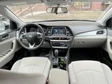 Hyundai Sonata 2019 годаүшін6 200 000 тг. в Астана – фото 5