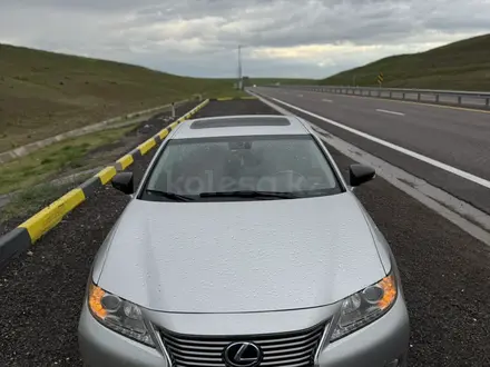 Lexus ES 300h 2013 года за 11 000 000 тг. в Алматы
