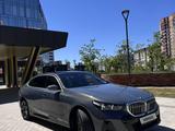 BMW 525 2025 года за 32 000 000 тг. в Астана – фото 4