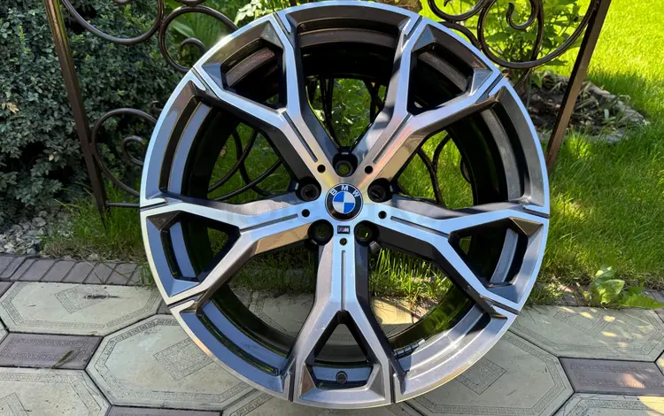 БУ оригинальные диски R21 BMW 741-Style для BMW X5 (G05), BMW X6 (G06) за 555 000 тг. в Алматы