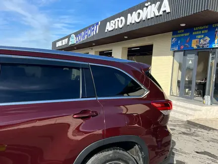 Toyota Highlander 2019 года за 21 000 000 тг. в Шымкент – фото 6