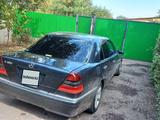 Mercedes-Benz C 240 1998 годаүшін2 500 000 тг. в Алматы – фото 4