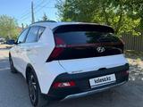 Hyundai Bayon 2023 годаүшін7 800 000 тг. в Атырау – фото 3