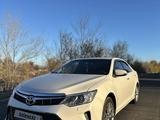 Toyota Camry 2016 годаfor11 500 000 тг. в Алматы – фото 2