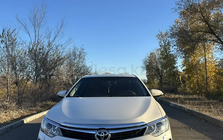 Toyota Camry 2016 годаfor11 500 000 тг. в Алматы