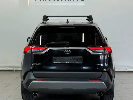 Toyota RAV4 Luxe 2021 года за 14 990 000 тг. в Астана – фото 4