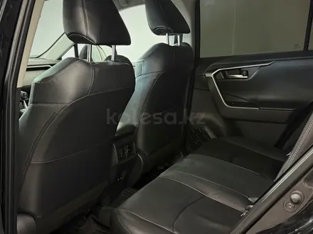 Toyota RAV4 Luxe 2021 года за 14 990 000 тг. в Астана – фото 11