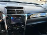 Toyota Camry 2014 года за 6 500 000 тг. в Уральск – фото 4