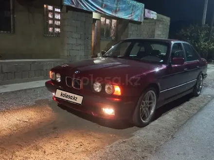 BMW 520 1992 года за 2 800 000 тг. в Шымкент