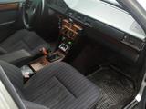 Mercedes-Benz E 230 1992 годаүшін1 450 000 тг. в Тараз – фото 2