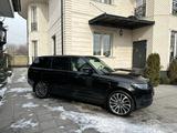 Land Rover Range Rover 2018 годаүшін58 000 000 тг. в Алматы – фото 3