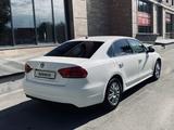 Volkswagen Passat 2011 года за 5 000 000 тг. в Семей – фото 4