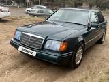 Mercedes-Benz E 280 1994 года за 3 200 000 тг. в Шымкент