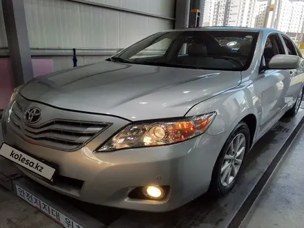 Toyota Camry 2010 года за 9 000 000 тг. в Петропавловск