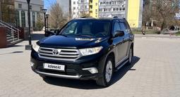 Toyota Highlander 2013 года за 14 000 000 тг. в Семей