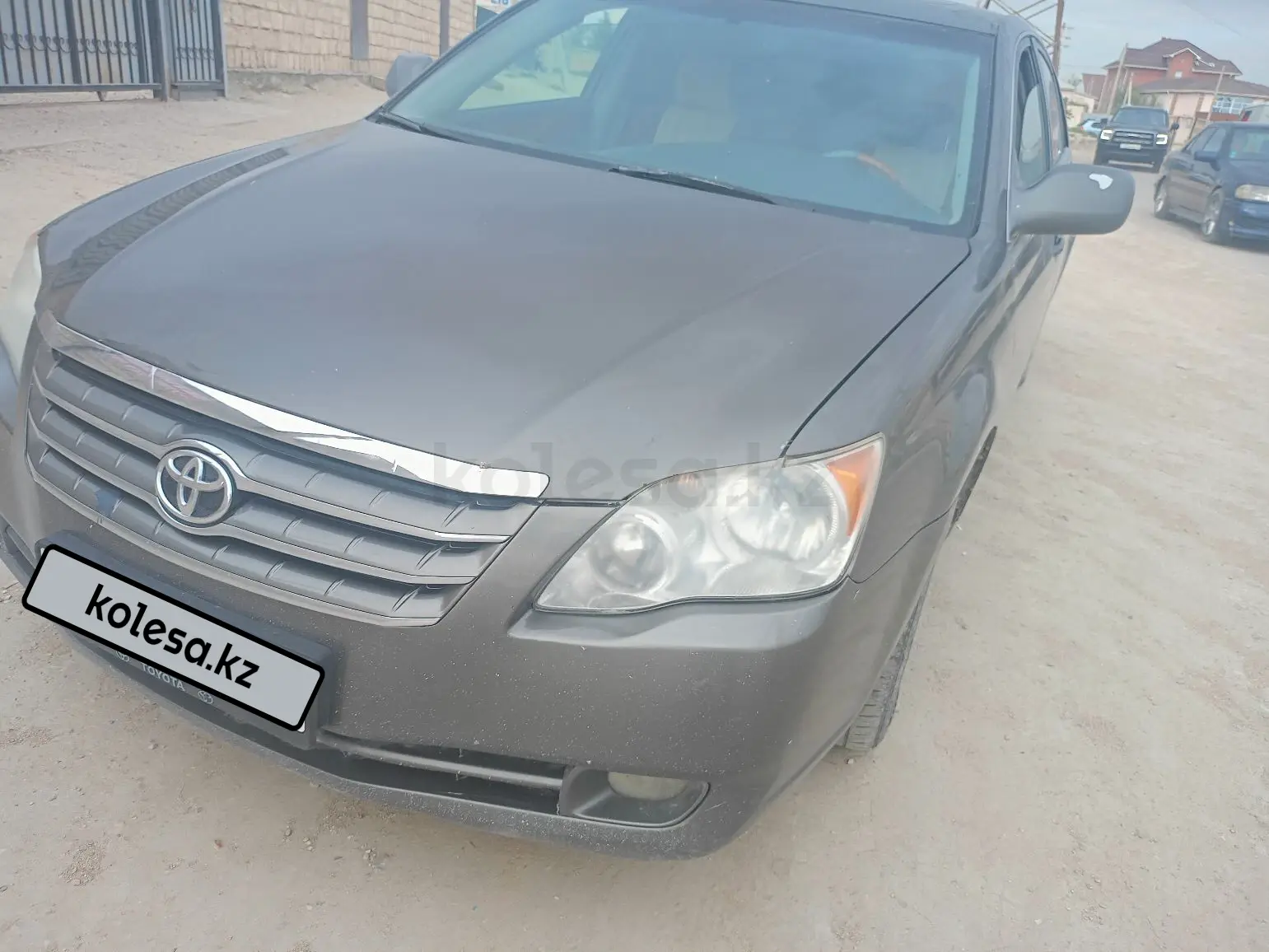 Toyota Avalon, 2006