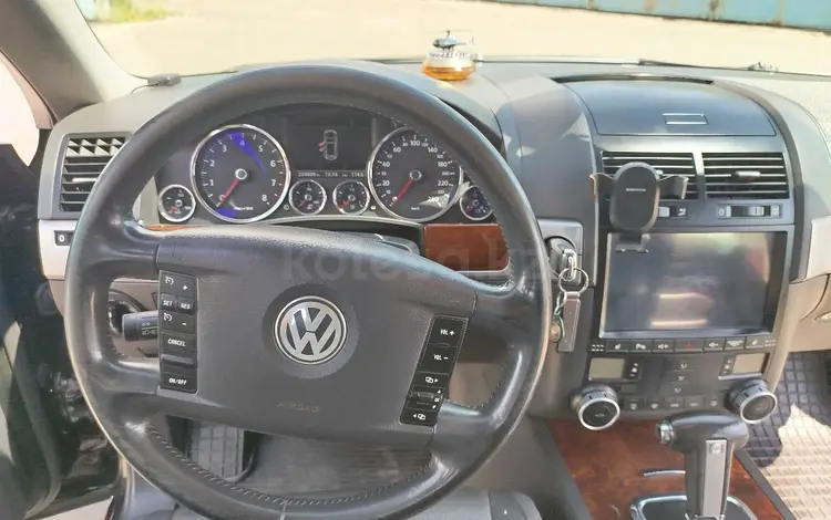 Volkswagen Touareg 2008 годаүшін8 000 000 тг. в Астана