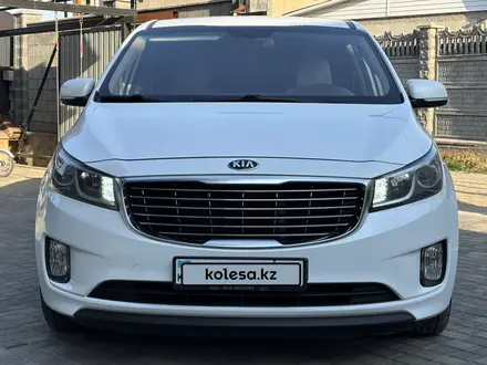 Kia Carnival 2017 года за 10 450 000 тг. в Алматы