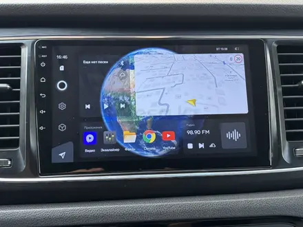Kia Carnival 2017 года за 10 450 000 тг. в Алматы – фото 13