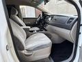 Kia Carnival 2017 года за 10 450 000 тг. в Алматы – фото 16