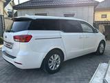 Kia Carnival 2017 годаfor10 450 000 тг. в Алматы – фото 5