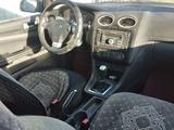 Ford Focus 2006 года за 100 000 тг. в Караганда – фото 2