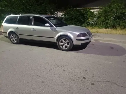 Volkswagen Passat 2002 года за 3 300 000 тг. в Шымкент – фото 12