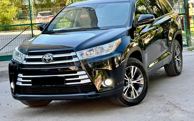 Toyota Highlander 2017 года за 14 700 000 тг. в Петропавловск