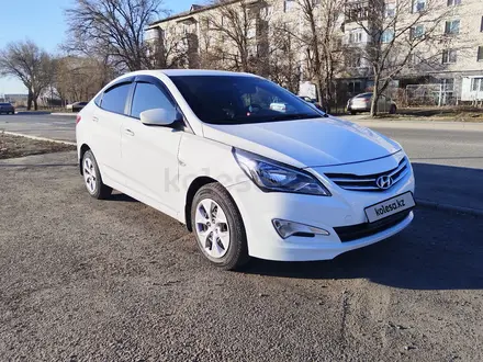 Hyundai Accent 2015 года за 4 990 000 тг. в Талдыкорган – фото 2