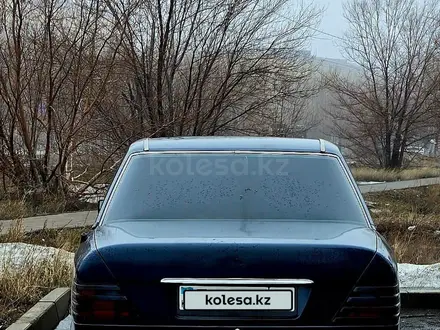 Mercedes-Benz E 230 1989 года за 1 200 000 тг. в Шахтинск – фото 2