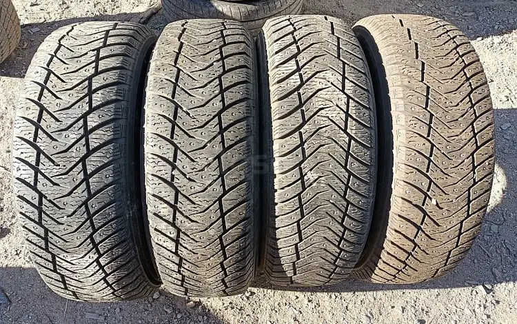 Шины 215/60 R16 — "Yokohama ice Guard IG65", шипованные. Три шины за 140 000 тг. в Астана