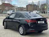 Hyundai Accent 2021 года за 6 550 000 тг. в Уральск – фото 3