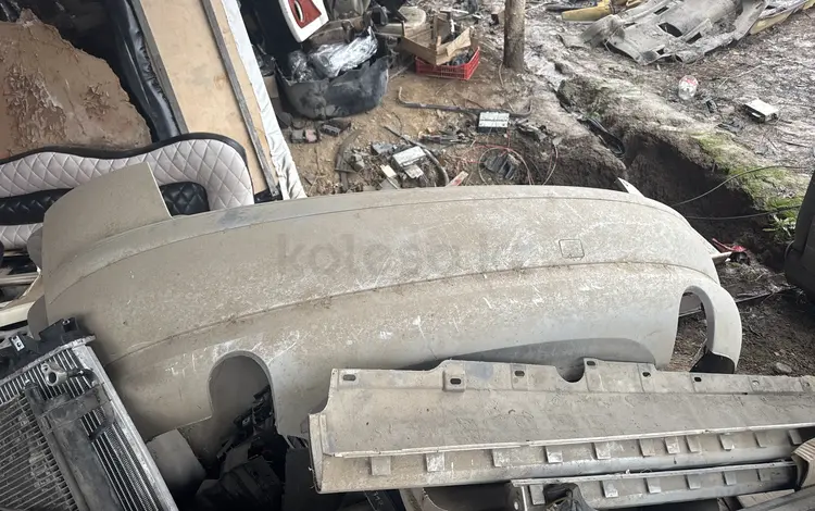 Задний бампер на А8 за 45 000 тг. в Шымкент