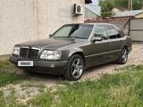 Mercedes-Benz E 280 1993 года за 3 300 000 тг. в Алматы – фото 3