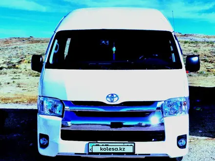 Toyota Hiace 2009 года за 10 000 000 тг. в Актау – фото 2