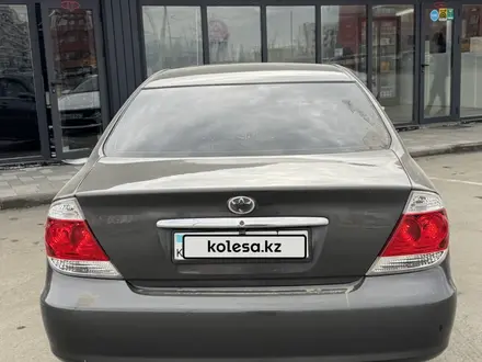 Toyota Camry 2005 года за 5 000 000 тг. в Семей – фото 4