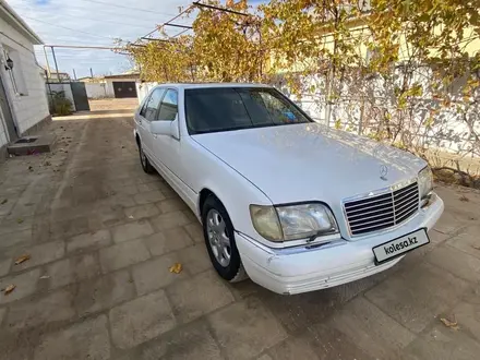 Mercedes-Benz S 320 1995 года за 3 500 000 тг. в Жанаозен – фото 3