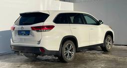 Toyota Highlander 2019 года за 17 100 000 тг. в Уральск – фото 5