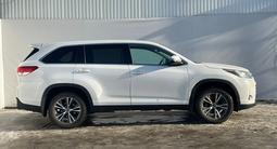 Toyota Highlander 2019 года за 17 100 000 тг. в Уральск – фото 4