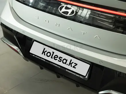 Hyundai Sonata High-Tech 2024 года за 18 290 000 тг. в Алматы – фото 13