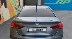 Hyundai Accent 2021 года за 7 200 000 тг. в Шымкент – фото 2