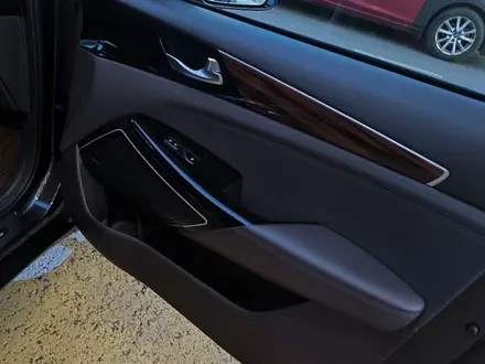 Kia K7 2016 года за 9 100 000 тг. в Алматы – фото 37