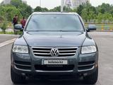 Volkswagen Touareg 2005 года за 9 000 000 тг. в Алматы