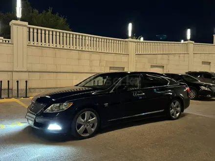 Lexus LS 460 2007 года за 10 000 000 тг. в Астана