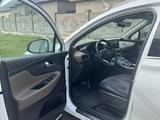 Hyundai Santa Fe 2021 года за 14 500 000 тг. в Шымкент – фото 5